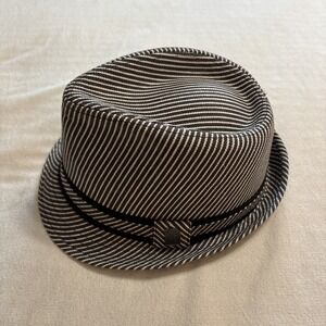 Marc Ecko Suiting Diamond Fedora Hats Grey Striped Cotton Size M/L Derby